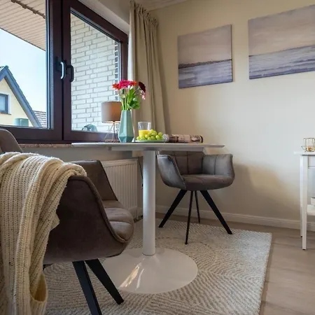 Haus-schwanensee-wohnung-27-kajaknutzung-inklusive * Bosau