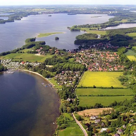 Haus-schwanensee-wohnung-27-kajaknutzung-inklusive * Bosau